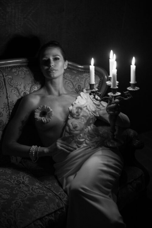 tuscany wedding photographer bride walking