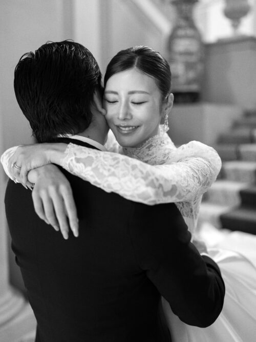 tuscany wedding ceremony outdoor couple